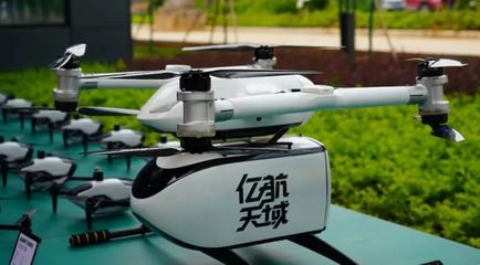 【献礼&middot;建园10周年】1000架无人机在贺州生态产业园(高新区)成功下线啦!!!
